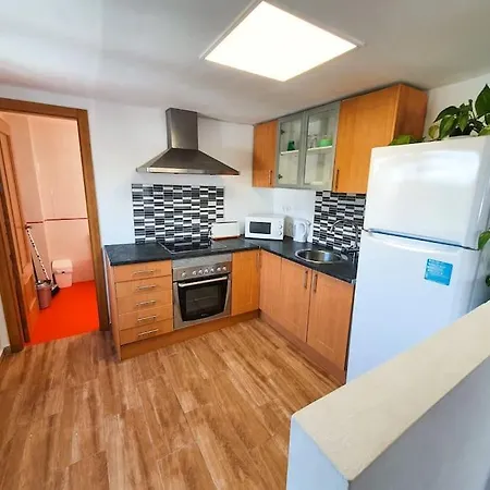 Apartment D With Heated Swimming Pool, Jacuzzi, Waterfall, Heating Is Extra *