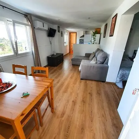 D With Heated Swimming Pool, Jacuzzi, Waterfall, Heating Is Extra Benalmádena