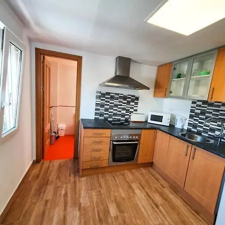 Διαμέρισμα D With Heated Swimming Pool, Jacuzzi, Waterfall, Heating Is Extra